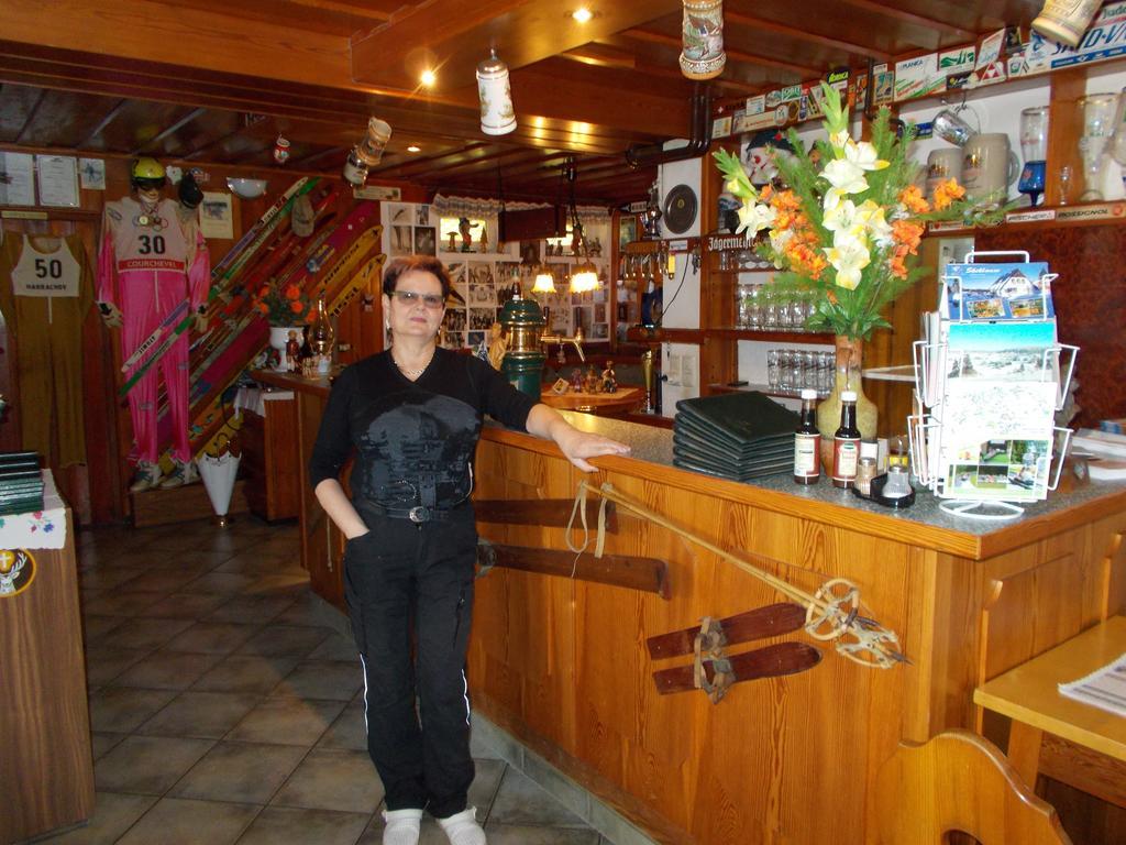 Gaststatte Und Pension Skiklause Klingenthal Exterior photo